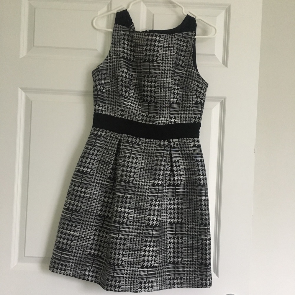 Jessica Simpson cocktail dress